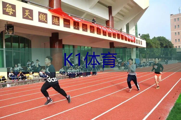 青少年选多重的网球拍